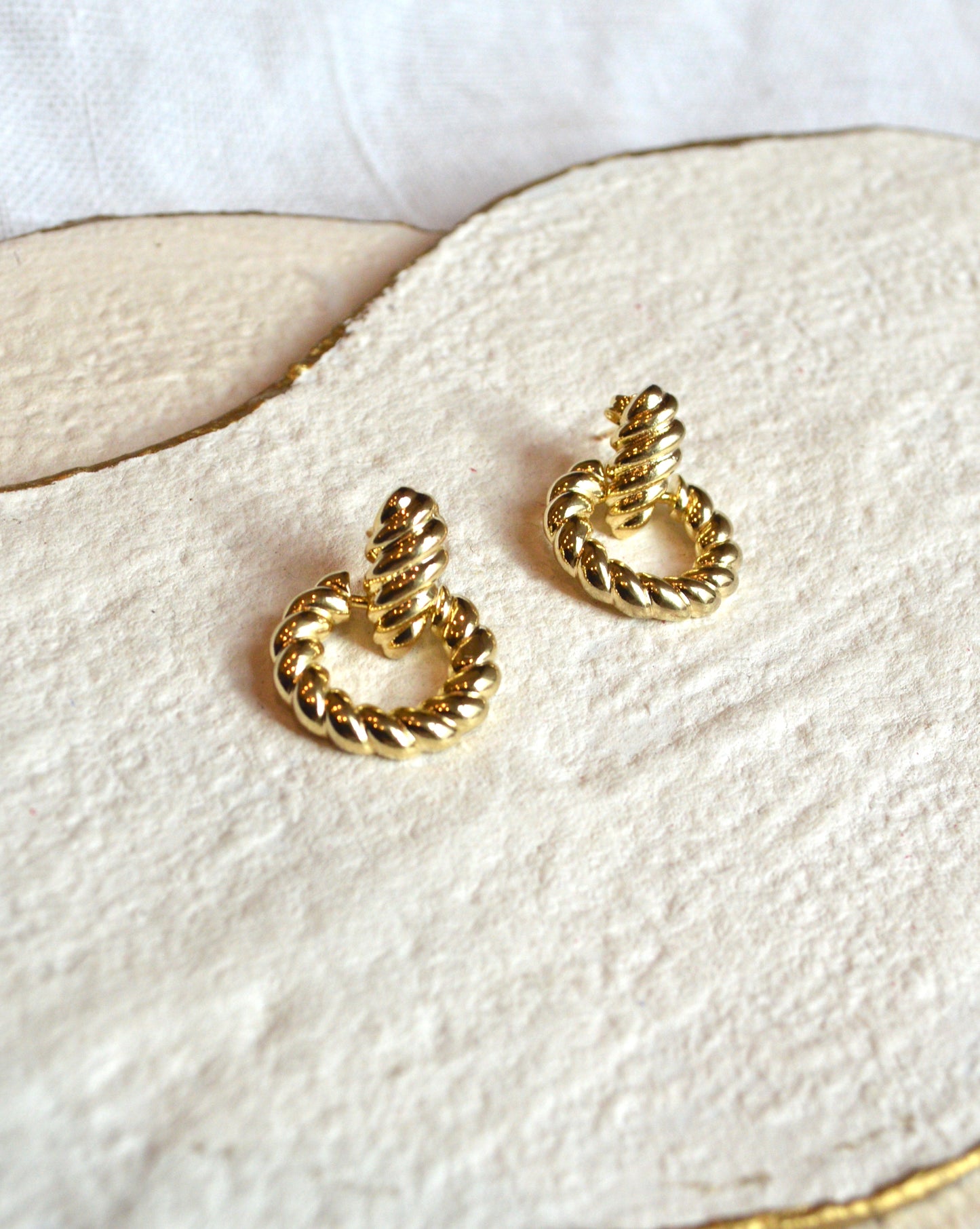 18k gold-filled croissant hoop earrings